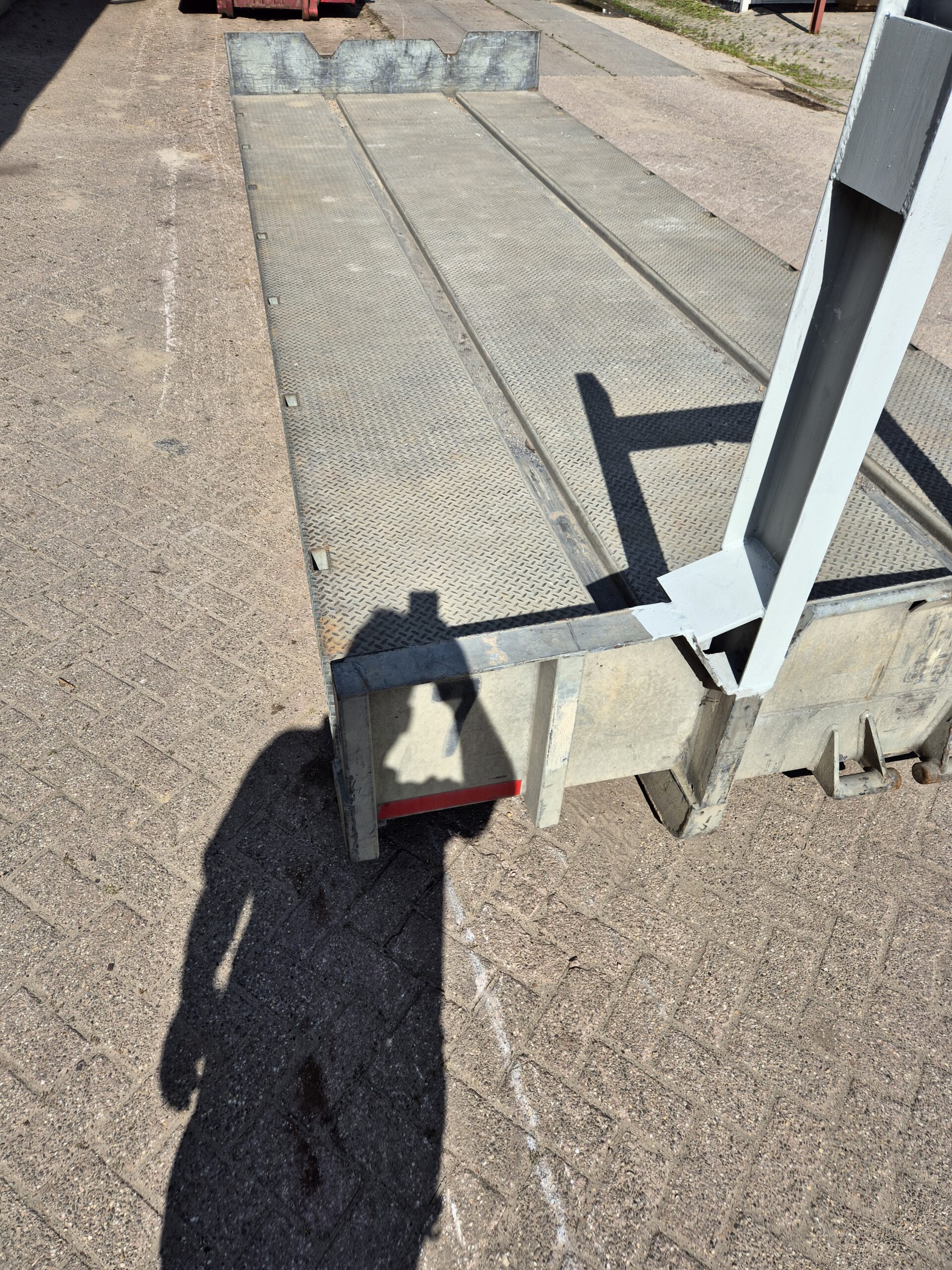 Gebruikte haakarm laadvloer - 7m x 2,5m - grijs - Afbeelding 4