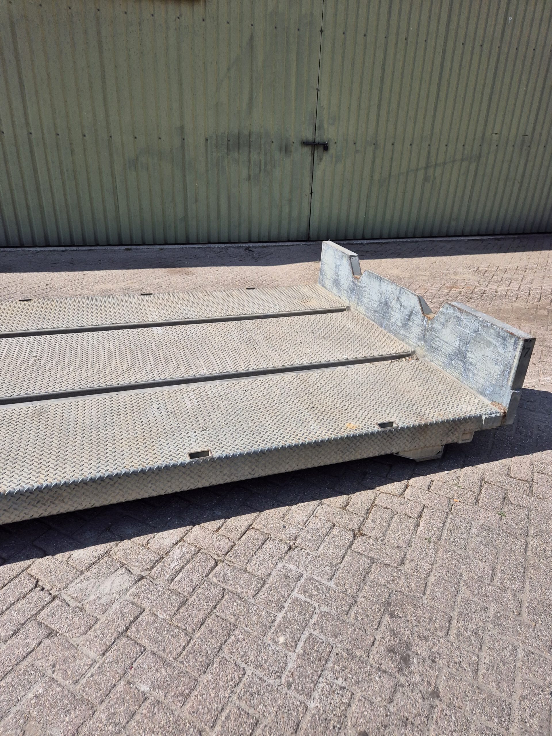 Gebruikte haakarm laadvloer - 7m x 2,5m - grijs - Afbeelding 6
