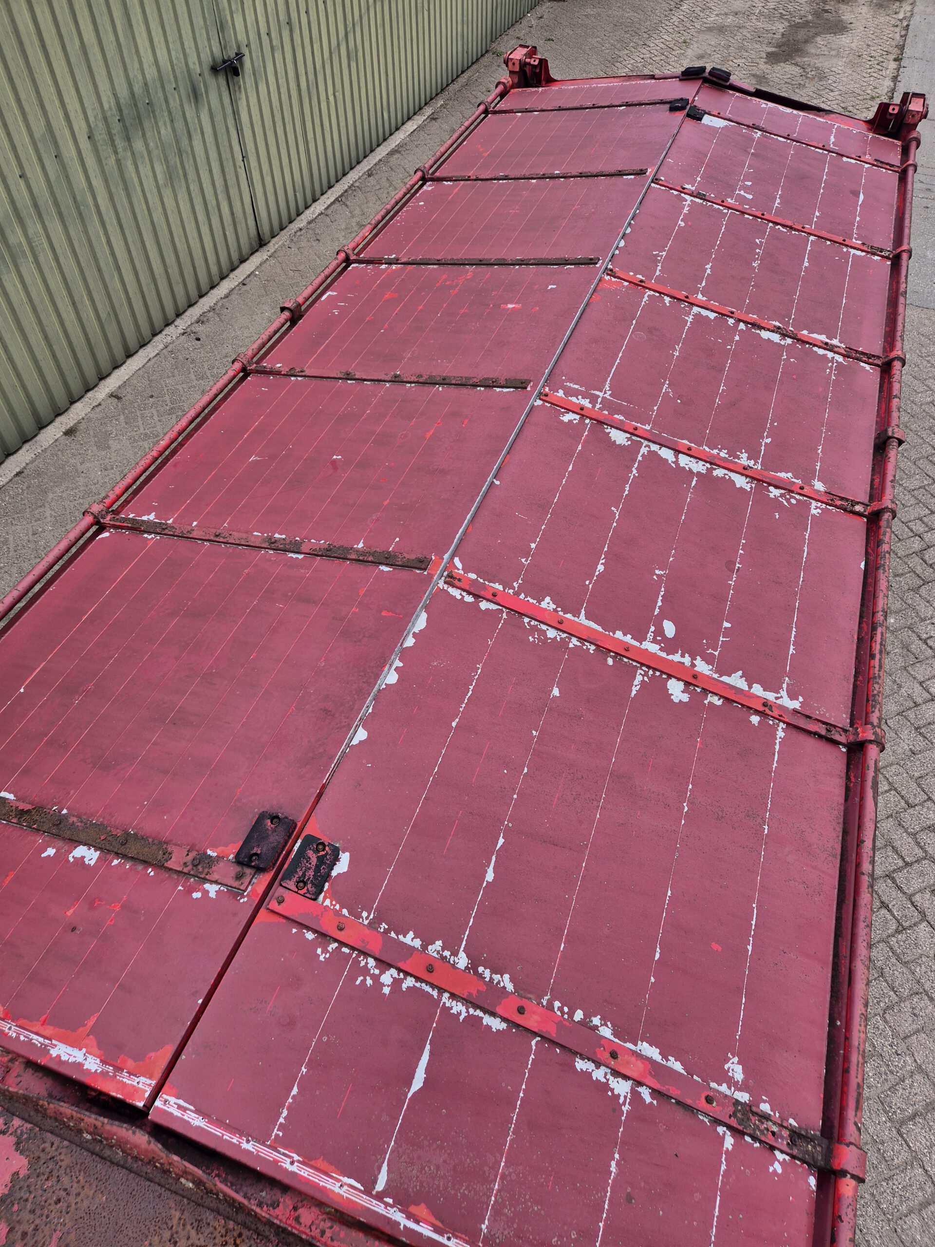 Kabel container met hydraulische kleppen - 18m³ - 6m - rood - Afbeelding 7