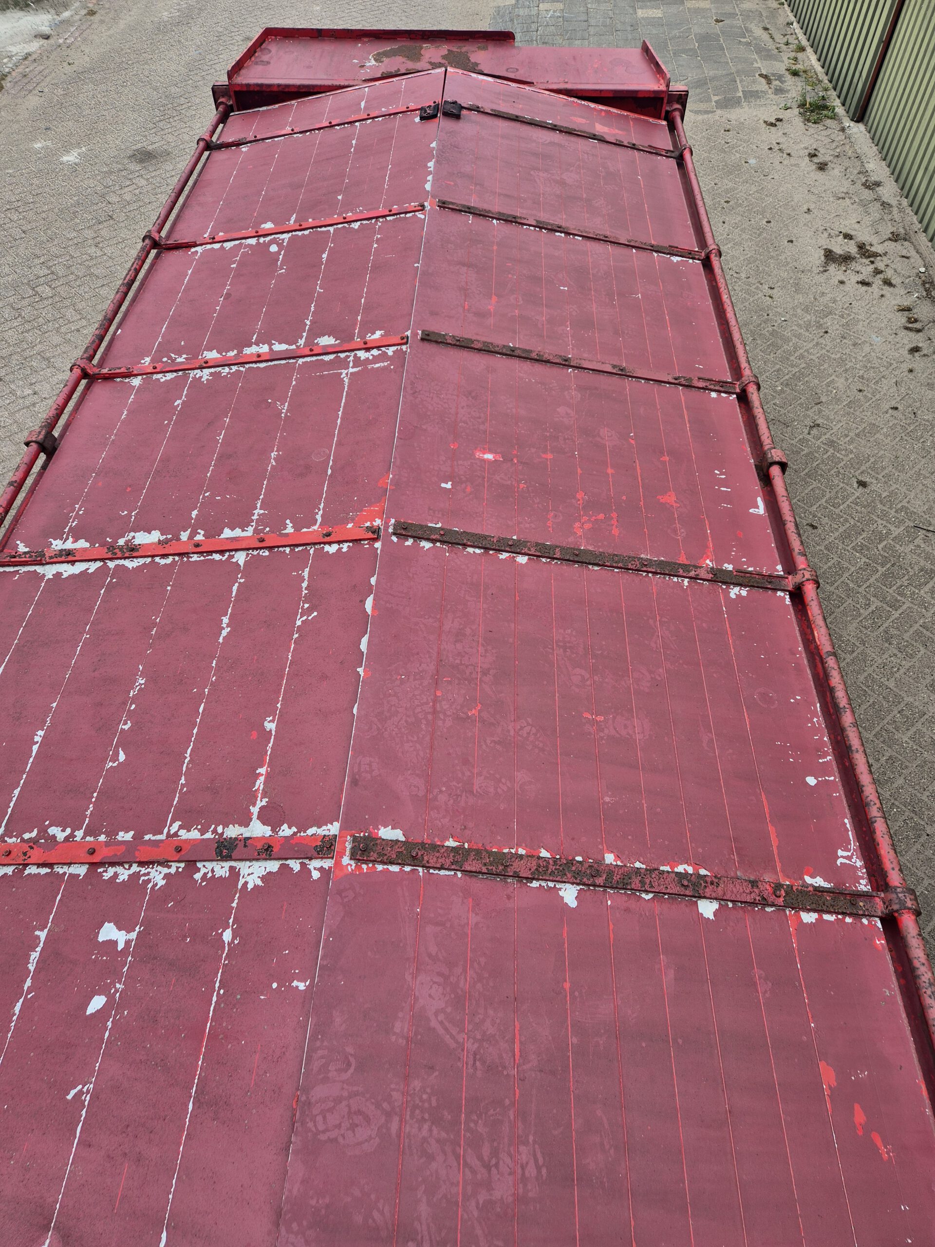 Kabel container met hydraulische kleppen - 18m³ - 6m - rood - Afbeelding 8