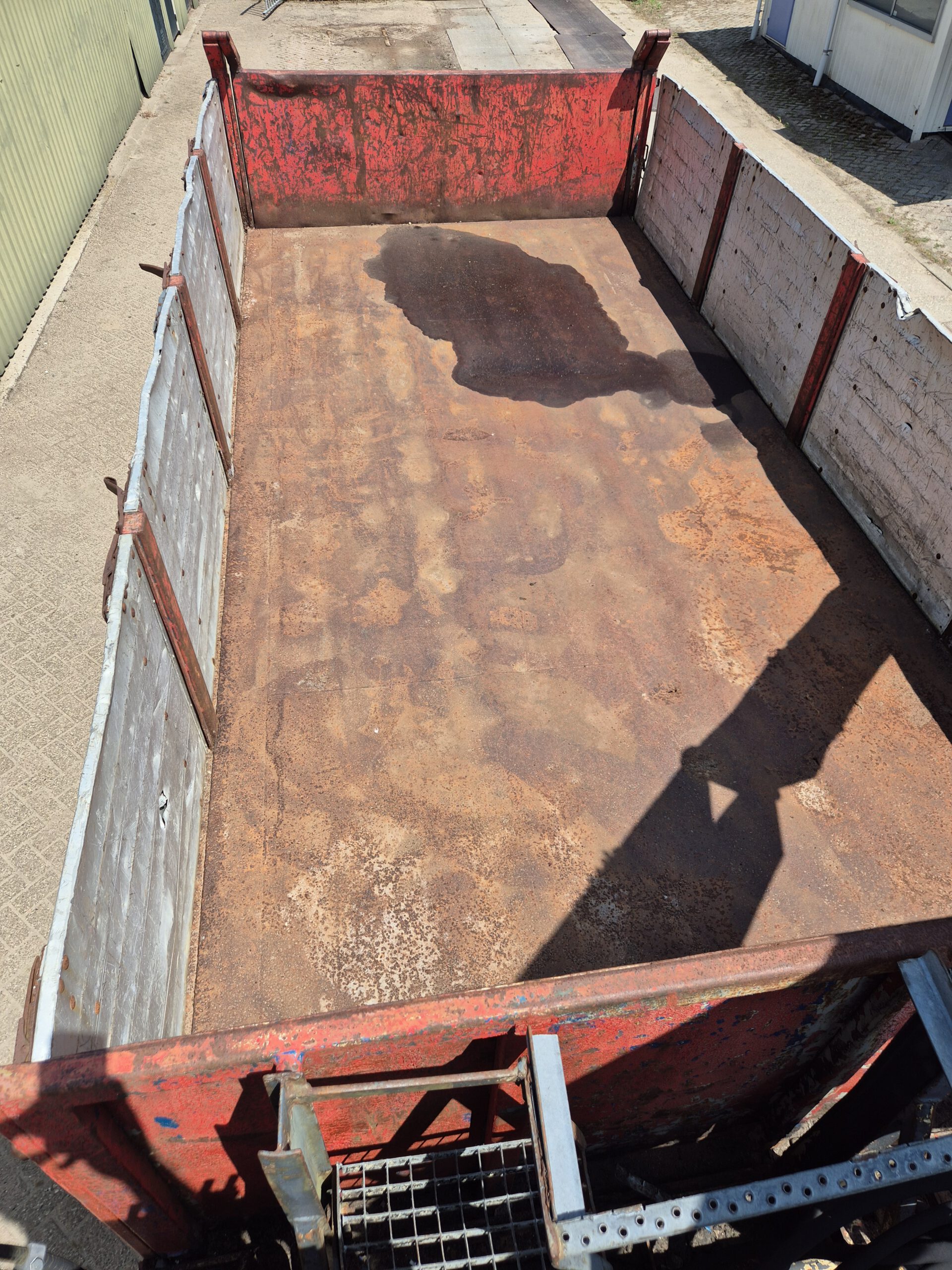 Gebruikte container met kraan - 6m - grijs/rood - Afbeelding 12