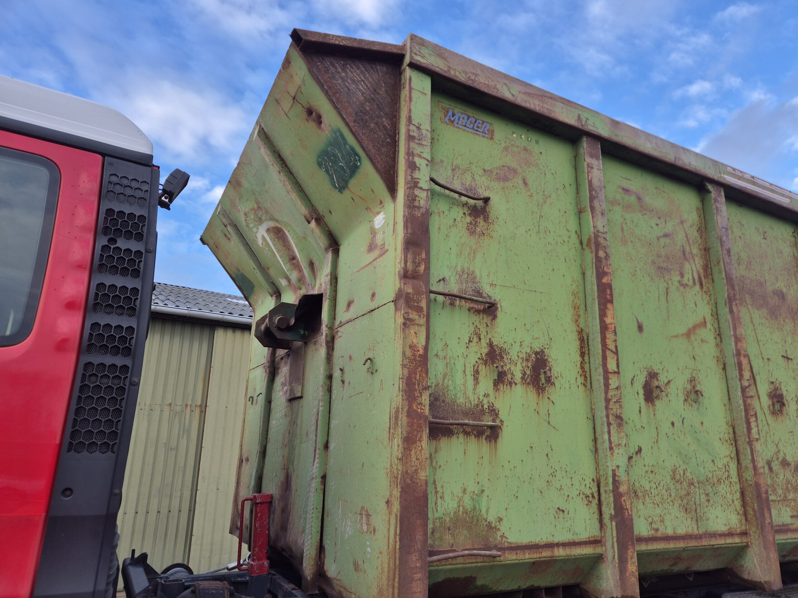 Haakarm silage container met hydraulische klep - 30m³ - 6m - groen - Afbeelding 5